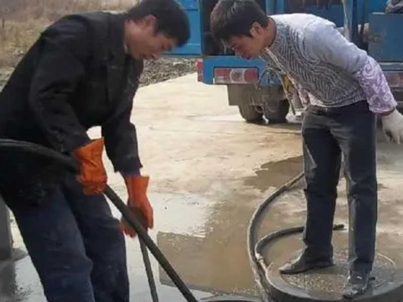 南京雨花台区附近管道疏通师傅单位化粪池清理