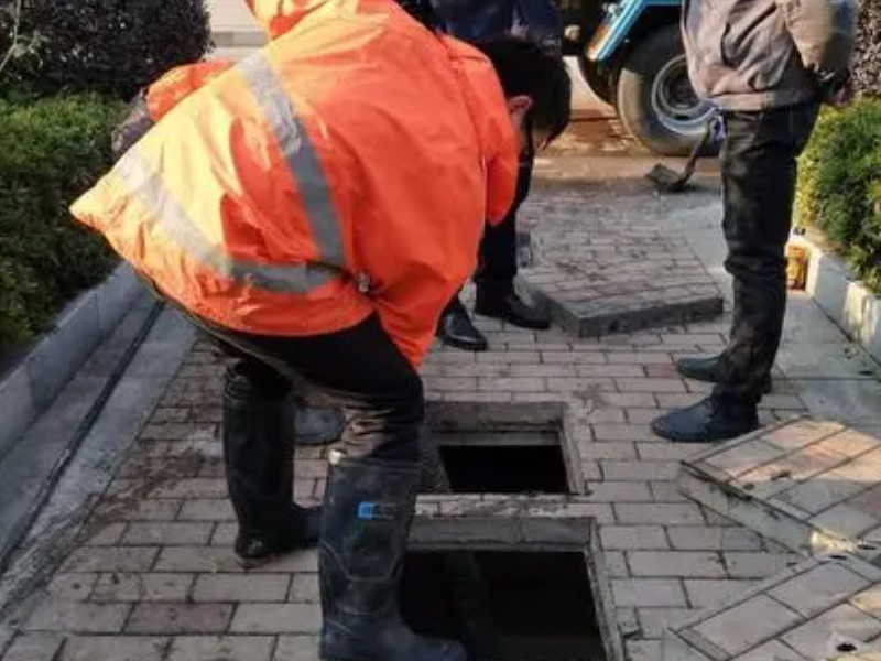 南京雨花台区疏通下水道师傅安装更换水管价格