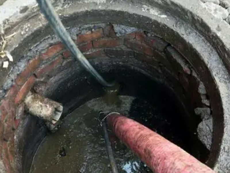 南京雨花台区低价清理化粪池 疏通厕所 下水道地漏